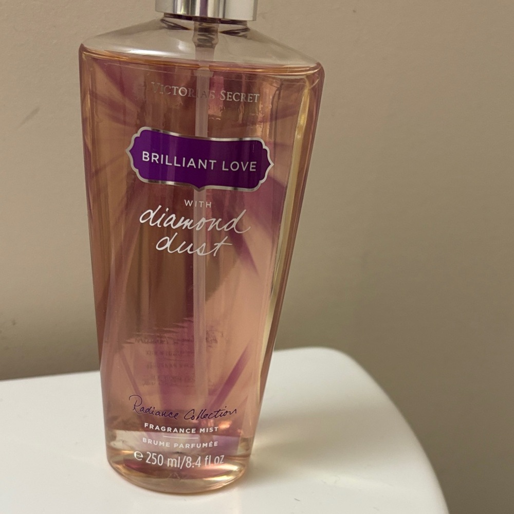 Victoria's Secret Brilliant Love with diamond dust radiance collection body mist